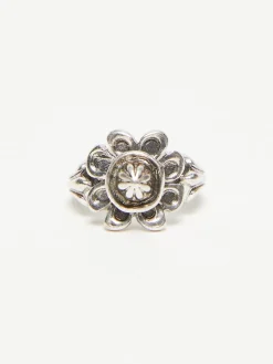 Anello a fiore