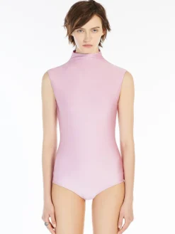 Body in lycra lucida