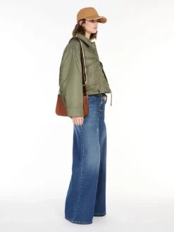 Bomber reversibile in twill antigoccia