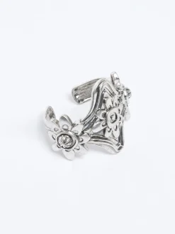 Bracciale rigido in metallo