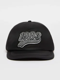 Cappello in nylon imbottito