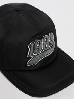 Cappello in nylon imbottito