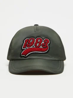 Cappello in nylon imbottito