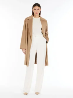 Cappotto a vestaglia in lana