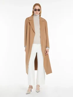 Cappotto a vestaglia in lana
