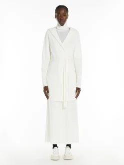 Cappotto in lana con cintura