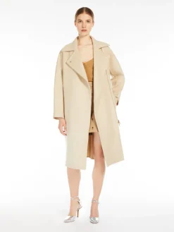 Cappotto in lana con zip