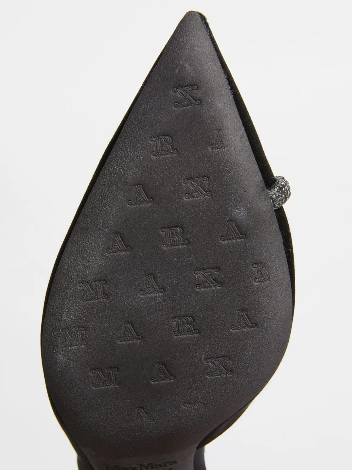 Décolleté in raso con cristalli