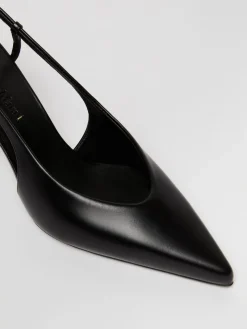 Décolleté slingback in pelle