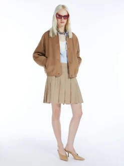 Gonna a pieghe in gabardina