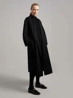 Ludmilla Icon Coat