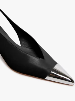 Slingback con punta metallica