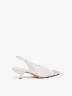 Slingback con punta metallica