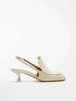 Slingback in vernice