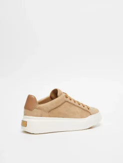 Sneaker in pelle scamosciata